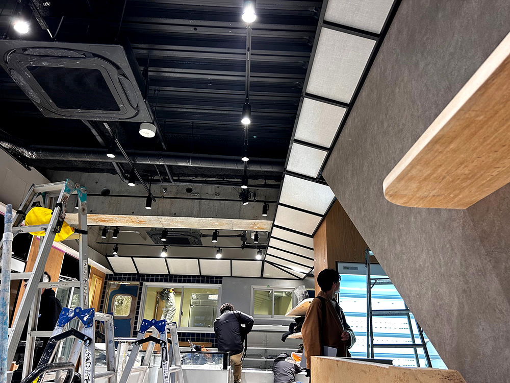 画像:店舗内装飾テント新設工事